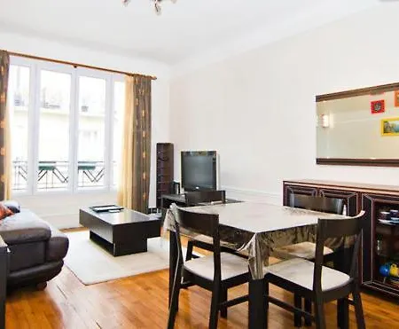 Apartment Charming And Bright Flat Near Eiffel Tower & Seine *